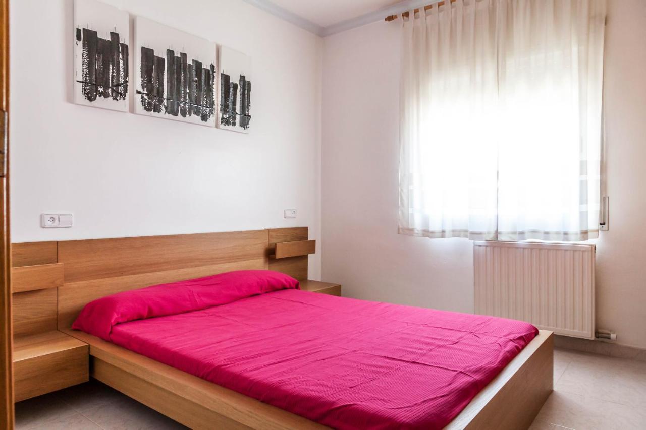 הוילה L' Escala Casa Con Jardin-Wifi Free מראה חיצוני תמונה
