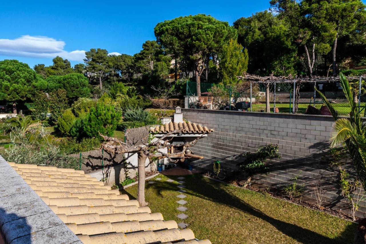 הוילה L' Escala Casa Con Jardin-Wifi Free מראה חיצוני תמונה