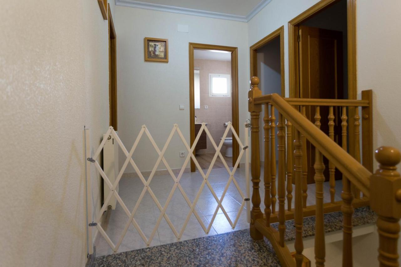 הוילה L' Escala Casa Con Jardin-Wifi Free מראה חיצוני תמונה